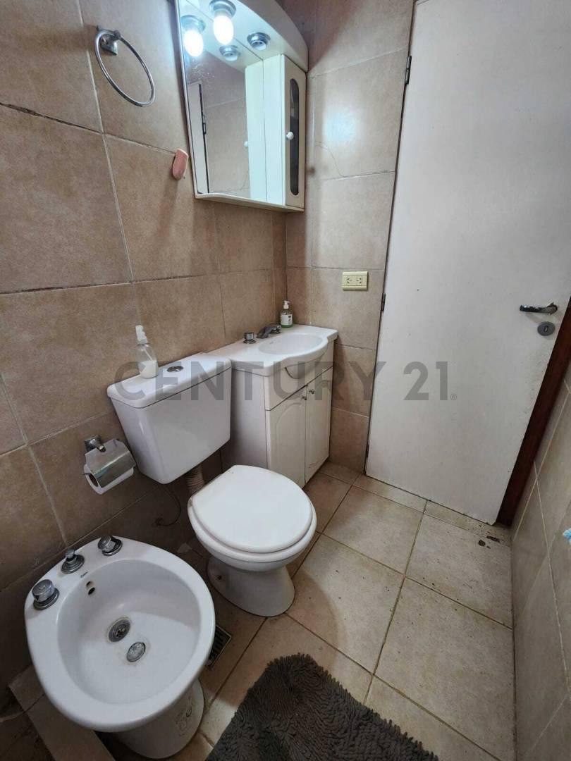 Foto de OPORTUNIDAD Casa MAS departamento en Rio Cuarto, imagen 4