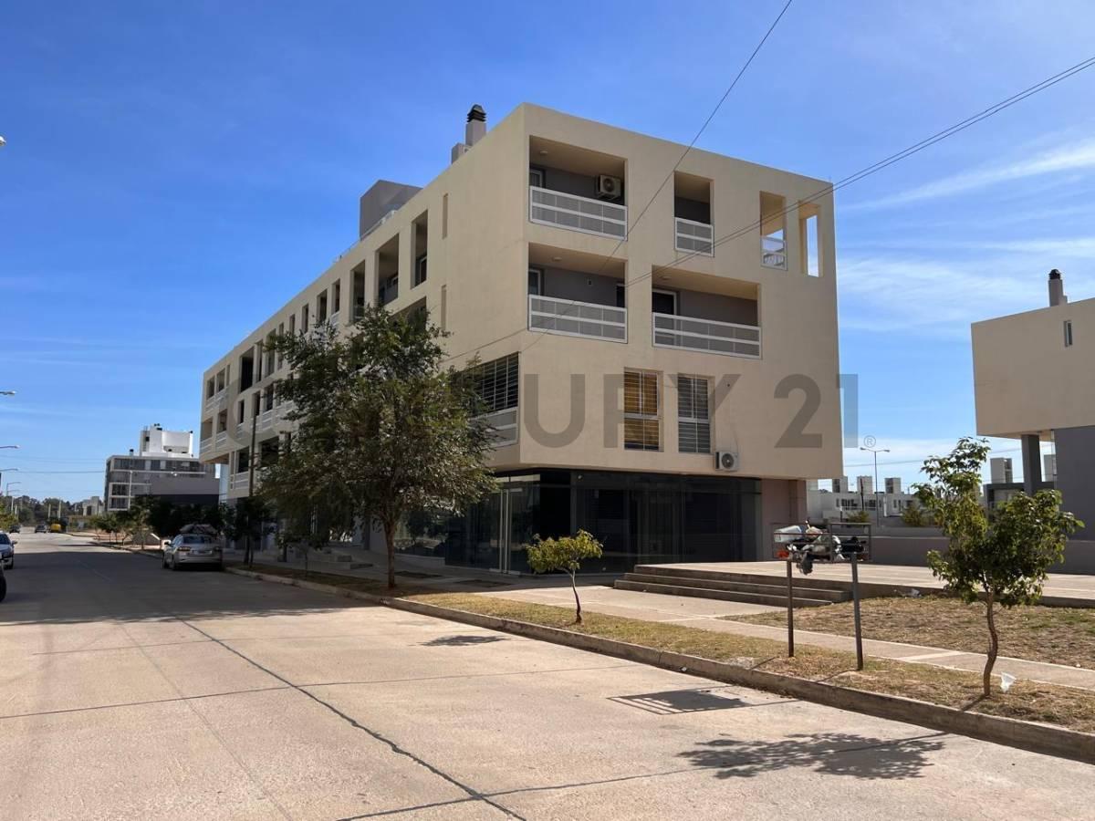 Foto de VENTA LOCAL COMERCIAL 140 METROS BARRIO LICEO PROCREAR, imagen 1