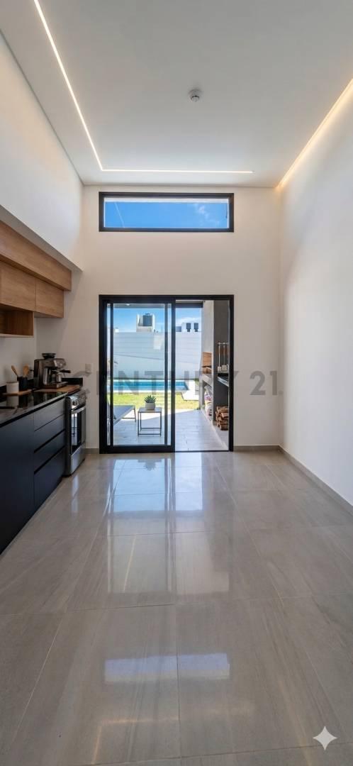 Foto de Dúplex En Venta 2 Dormitorios En Docta Córdoba - Con Pileta Y Galería, imagen 2