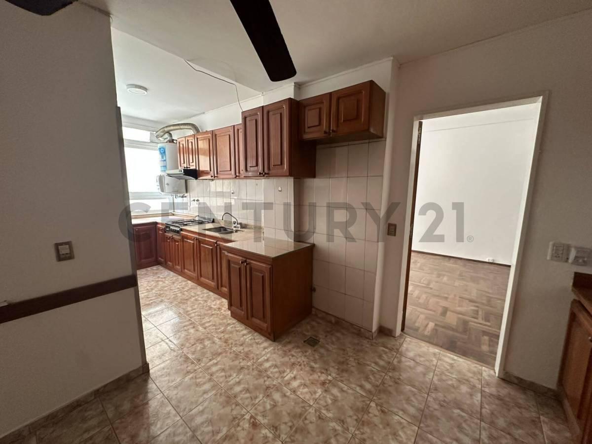 Foto de Amplio y luminoso departamento de 2 dormitorios + dependencia, en pleno, imagen 4