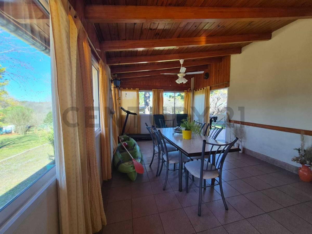 Foto de CASA + CABAÑA CON BAJADA AL RIO Y GRAN TERRENO- MOLINARI -, imagen 3