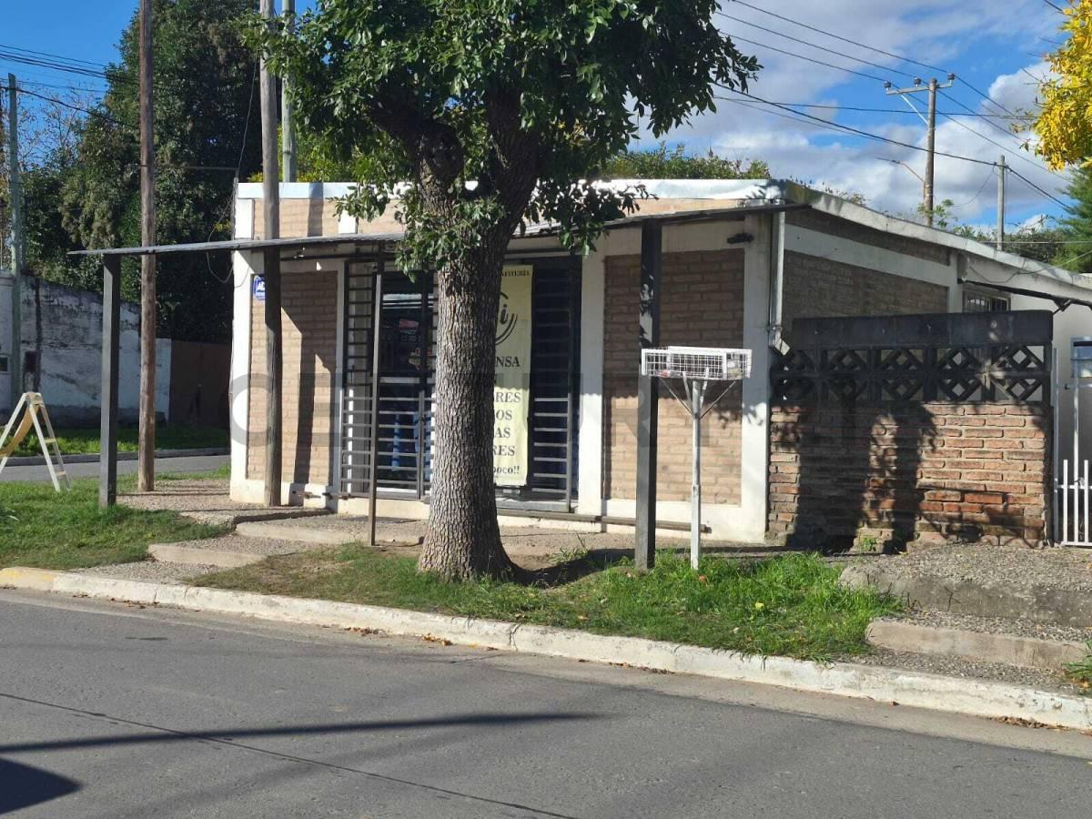 Foto de CASA + FONDO DE COMERCIO FUNCIONANDO - PANADERIA/DESPENSA, imagen 3