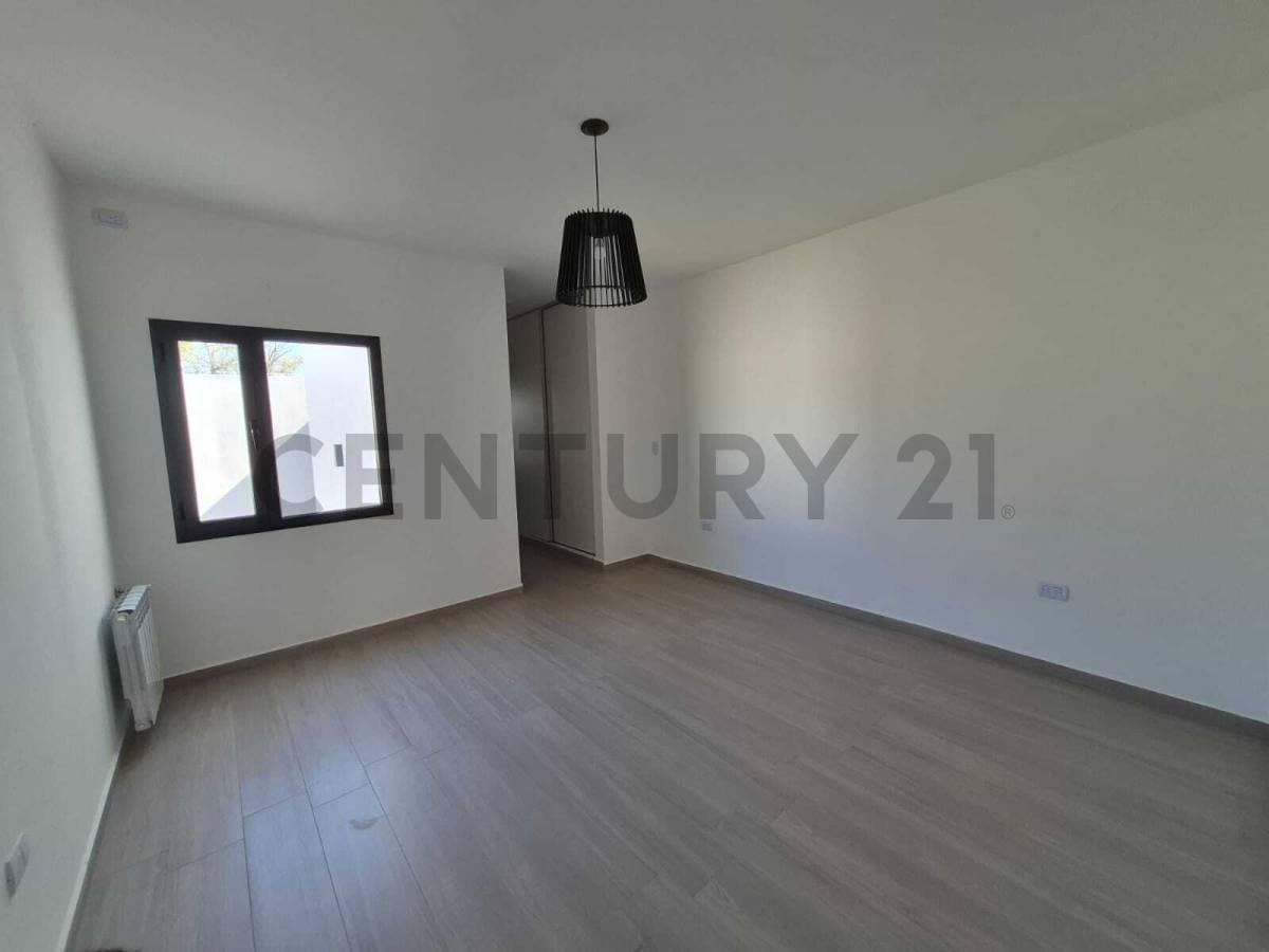 Foto de HERMOSA CASA PLANTA BAJA A ESTRENAR - USD 220.000 y cuotas -, imagen 4