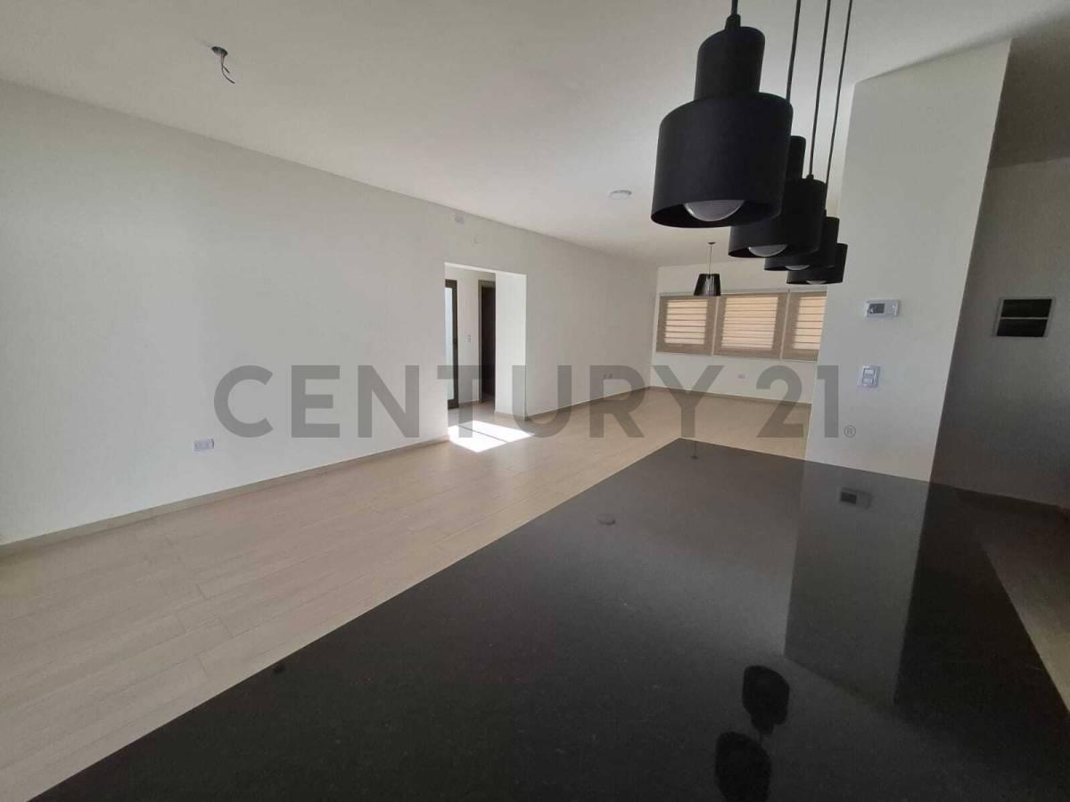 Foto de HERMOSA CASA PLANTA BAJA A ESTRENAR - USD 220.000 y cuotas -, imagen 2