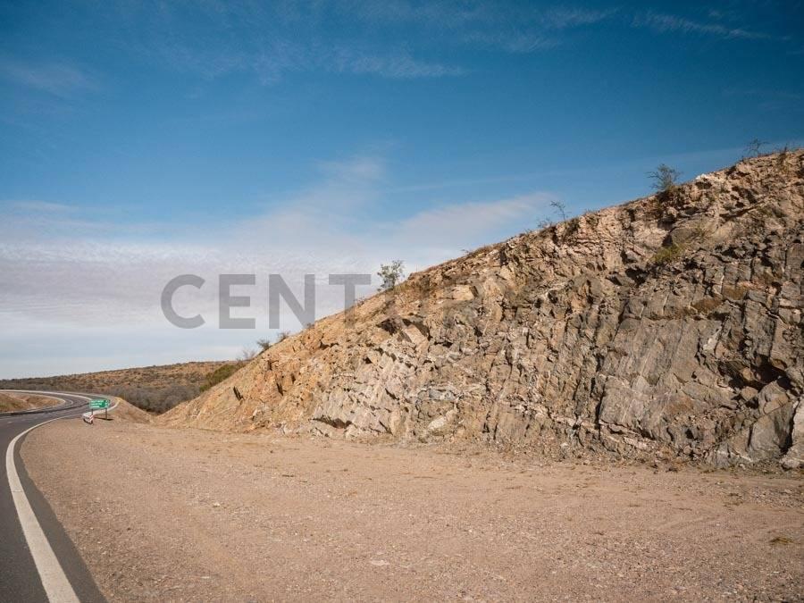 Foto de EXCEPCIONAL TERRENO DE 18.656 m² SOBRE AUTOVÍA PUNILLA – APTO ESTACIÓN, imagen 1
