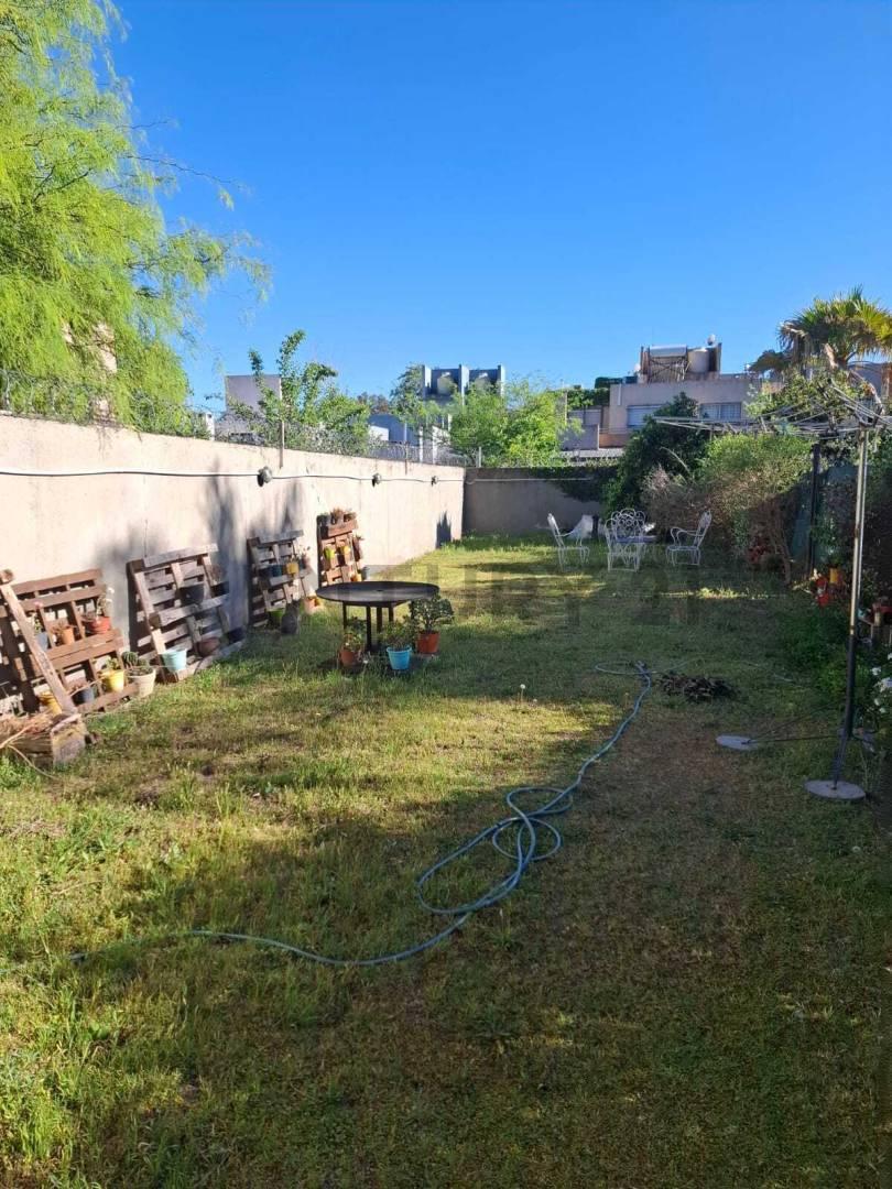 Foto de Casa Duplex 3 dormitorios en Arguello, imagen 3