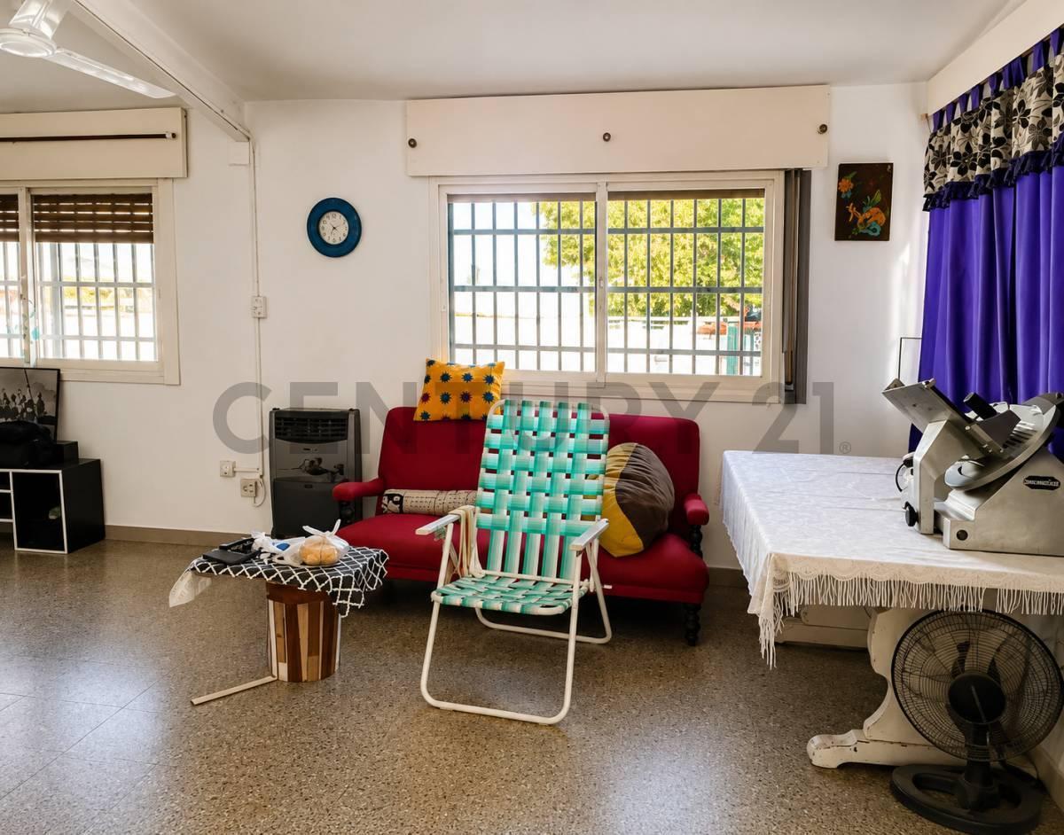 Foto de Casa de 3 dormitorios (1 en suite) sobre lote de 980 m² a metros del, imagen 1