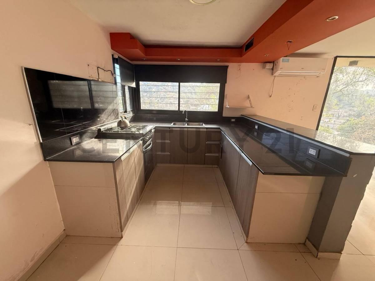 Foto de Casa en venta en Río Ceballos | Parque, pileta y a metros del río., imagen 2
