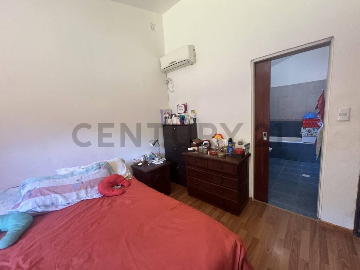 Foto de Casa de CATEGORIA 3 Dor. C/Pileta y Quincho en Salsipuedes, imagen 5