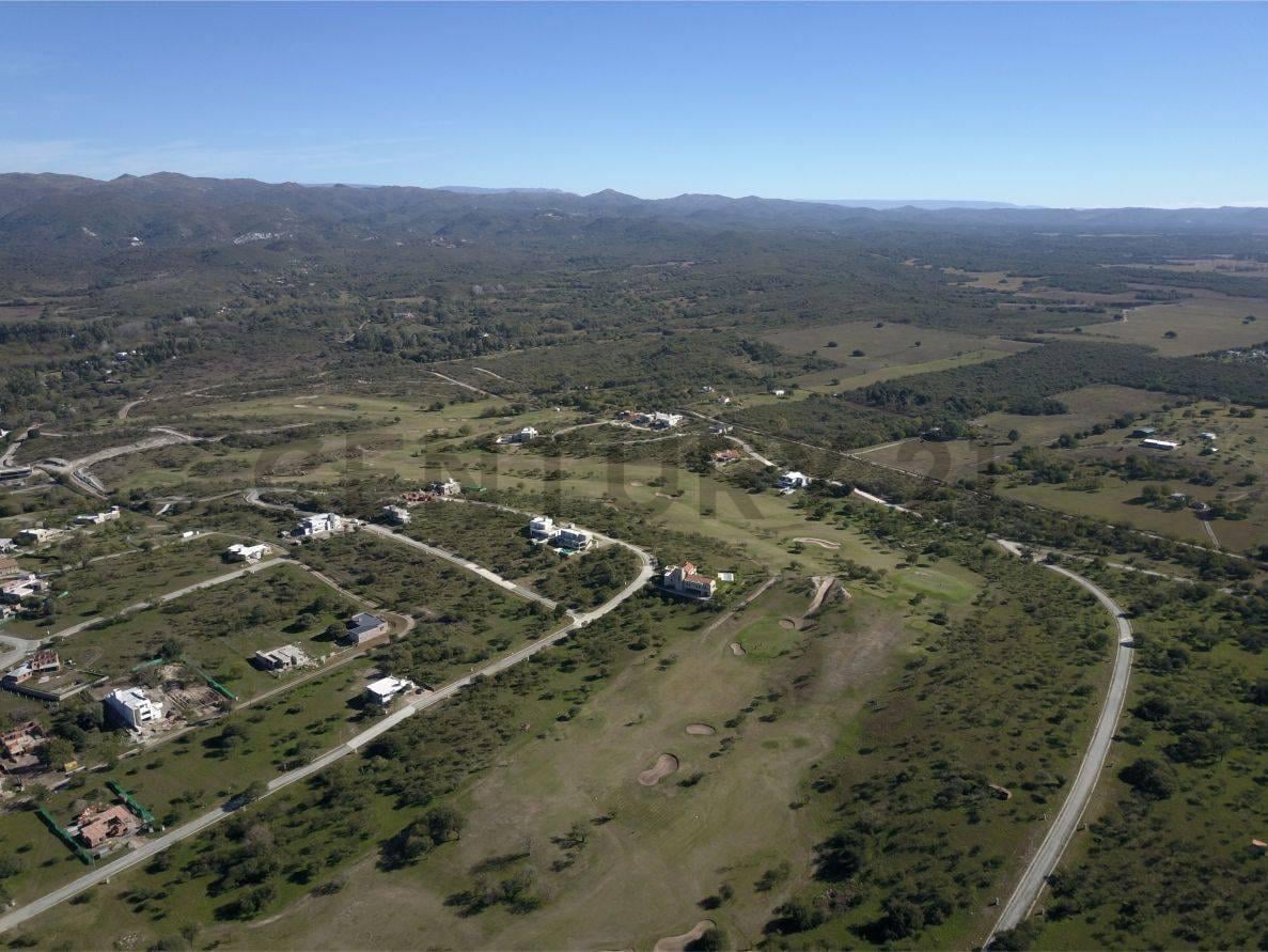 Foto de Lote CENTRAL de +1066 m2 en Country Golf de ALTA GRACIA- Etapa 1, imagen 4