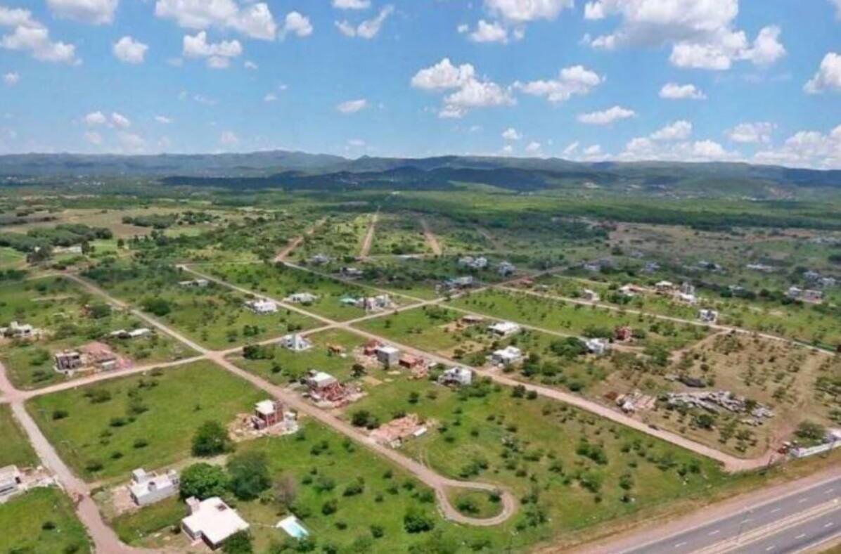 Foto de LOTE EN ESQUINA DE 300 M2 EN LA CATALINA RIO CEBALLOS, imagen 4