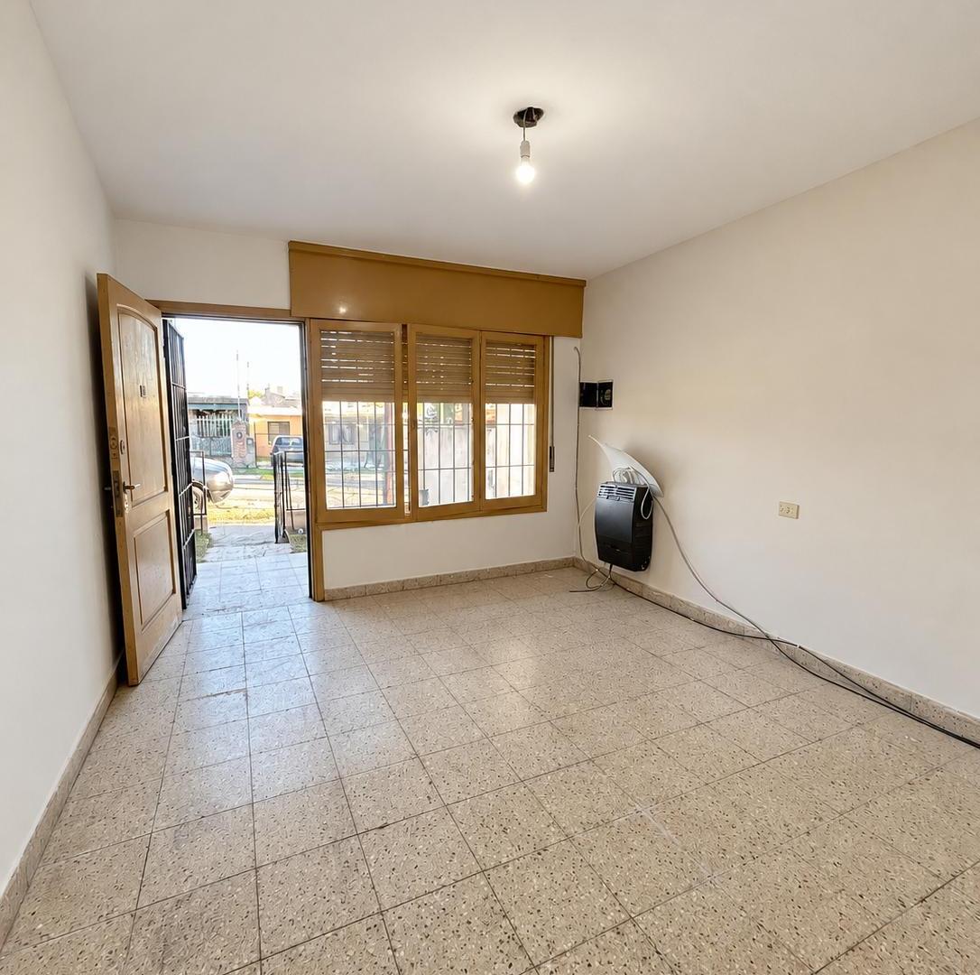 Foto de CASA CON DEPARTAMENTO en una ubicación estratégica de la calera, imagen 4