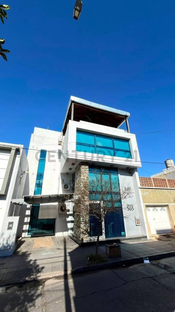 Foto de OPORTUNIDAD EDIFICIO de OFICINAS en Zona TRIBUNALES, imagen 1
