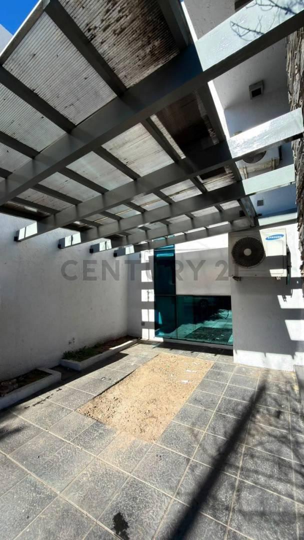 Foto de OPORTUNIDAD EDIFICIO de OFICINAS en Zona TRIBUNALES, imagen 2