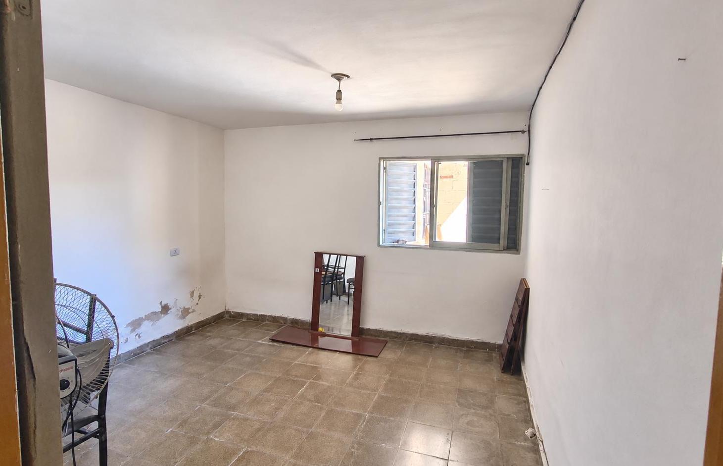 Foto de GRAN OPORTUNIDAD 3 en 1 Casa mas dos Dptos a refaccionar., imagen 5