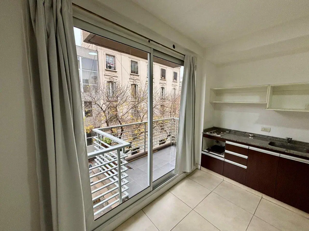 Departamento 2 amb. MODERNO-BALCON AL FRENTE 3