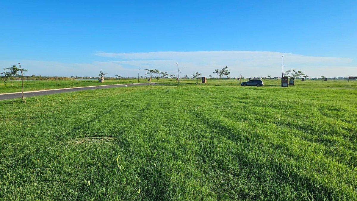 VENTA LOTE INTE PUERTOS BARRIO AMARRAS EXC ORIENTA
