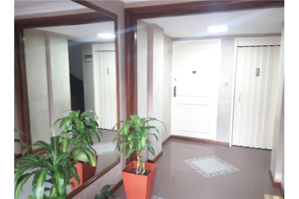 Venta departamento 4 amb c/patio - Villa Crespo