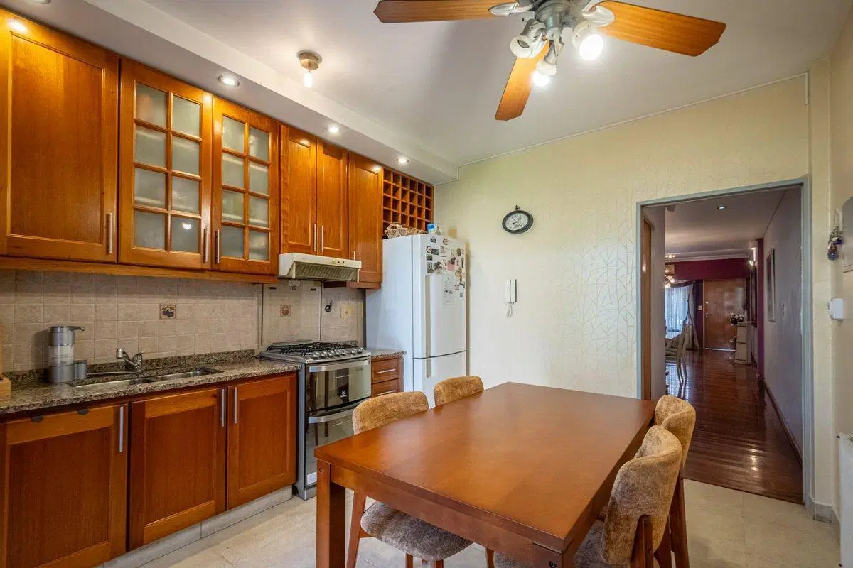 Venta casa triplex 5amb 2cocheras - Villa Urquiza 3