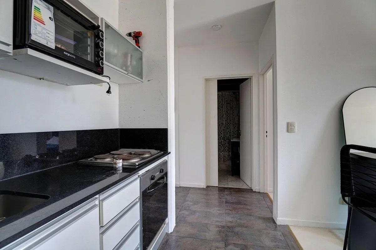 VENTA DEPTO 2 AMB SAN TELMO BALCÓN Y COCHERA 2