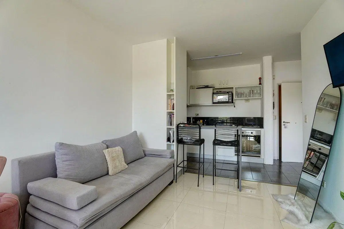 VENTA DEPTO 2 AMB SAN TELMO BALCÓN Y COCHERA 3