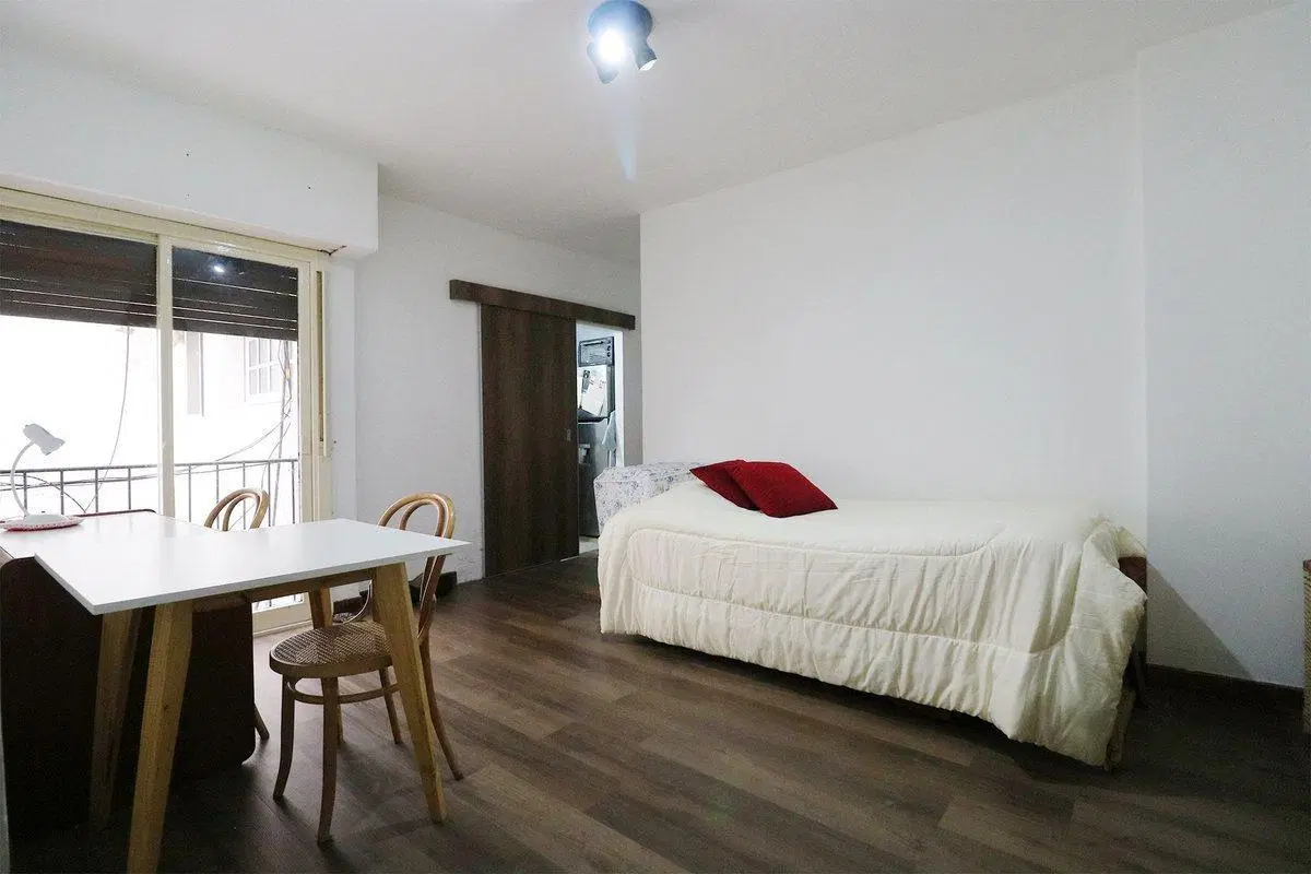 Venta depto 2 ambientes Balvanera APTO CREDITO** 2