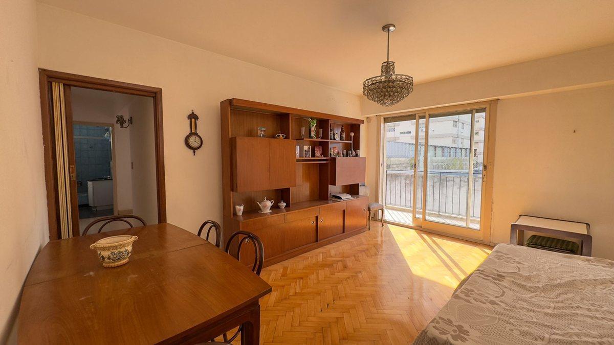 Foto de VENTA DEPTO. 3 AMB. MONTE CASTRO - APTO CREDITO, imagen 2