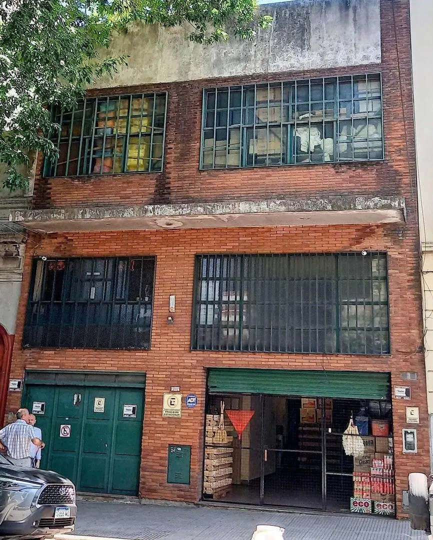 Venta Edificacion Galpon Deposito San Cristobal 2