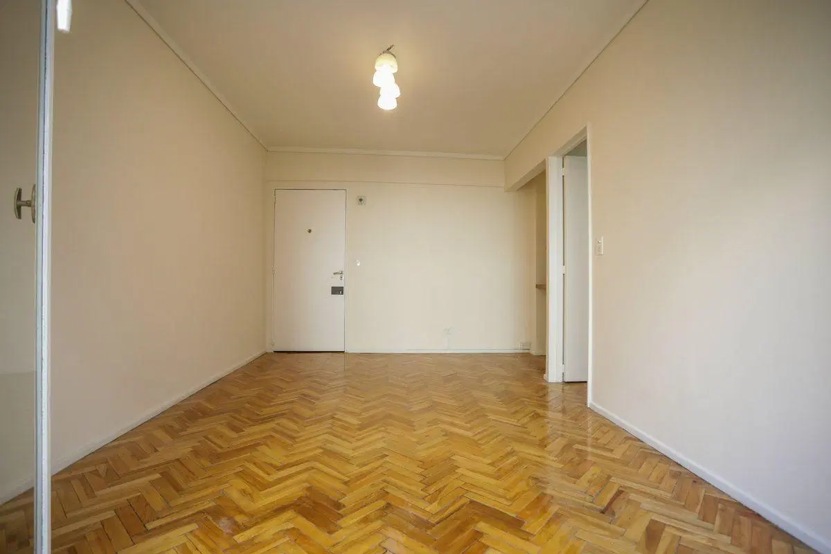 VENTA DEPARTAMENTO 2 AMBIENTES RECOLETA 2 BALCONES 3
