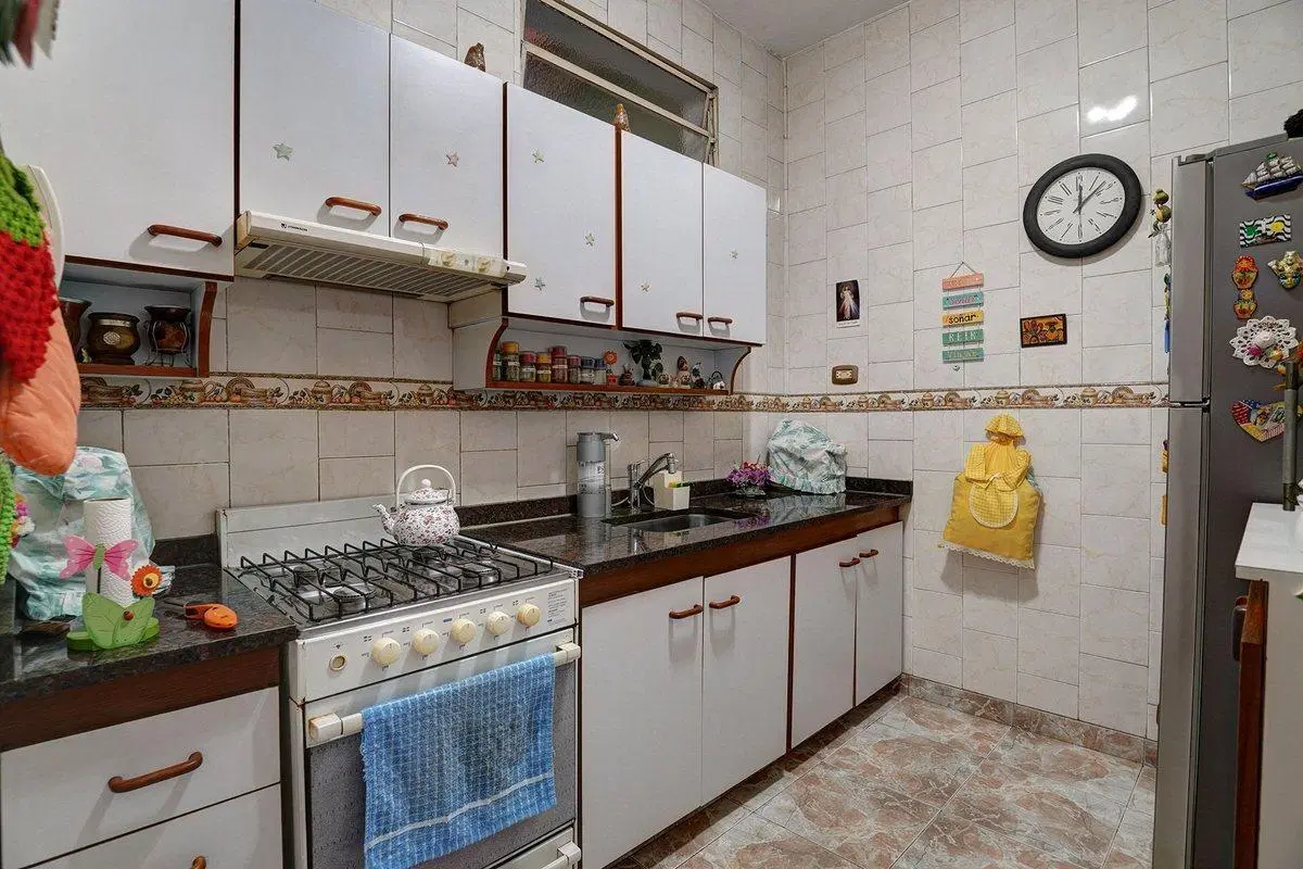 VENTA PH/CASA 4 AMB SIN EXPENSAS  P.CHACABUCO 5
