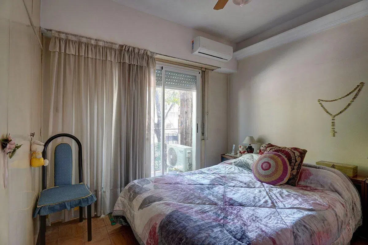VENTA PH/CASA 4 AMB SIN EXPENSAS  P.CHACABUCO 3