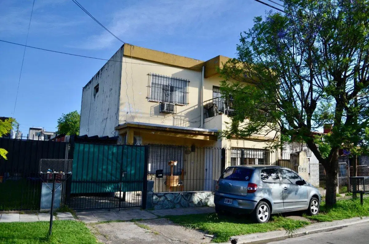 Venta Casa multifamiliar El Talar Tigre 3