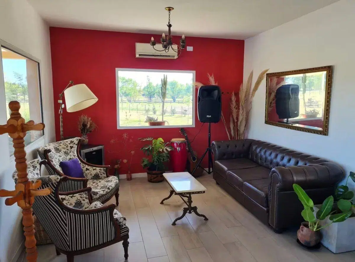 VENTA CASA DE CAMPO EN EXALTACIÓN DE LA CRUZ 3