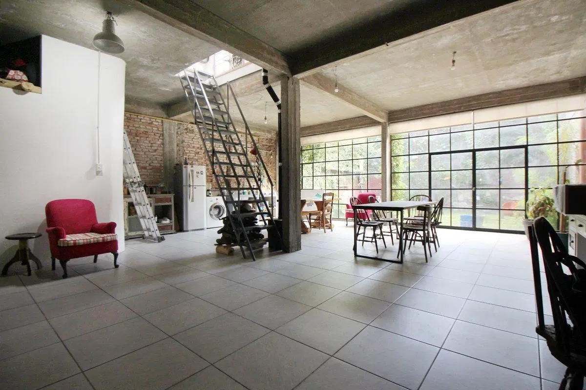 VENTA CASA ESTILO INDUSTRIAL C JARDÍN P. CHACABUCO 4