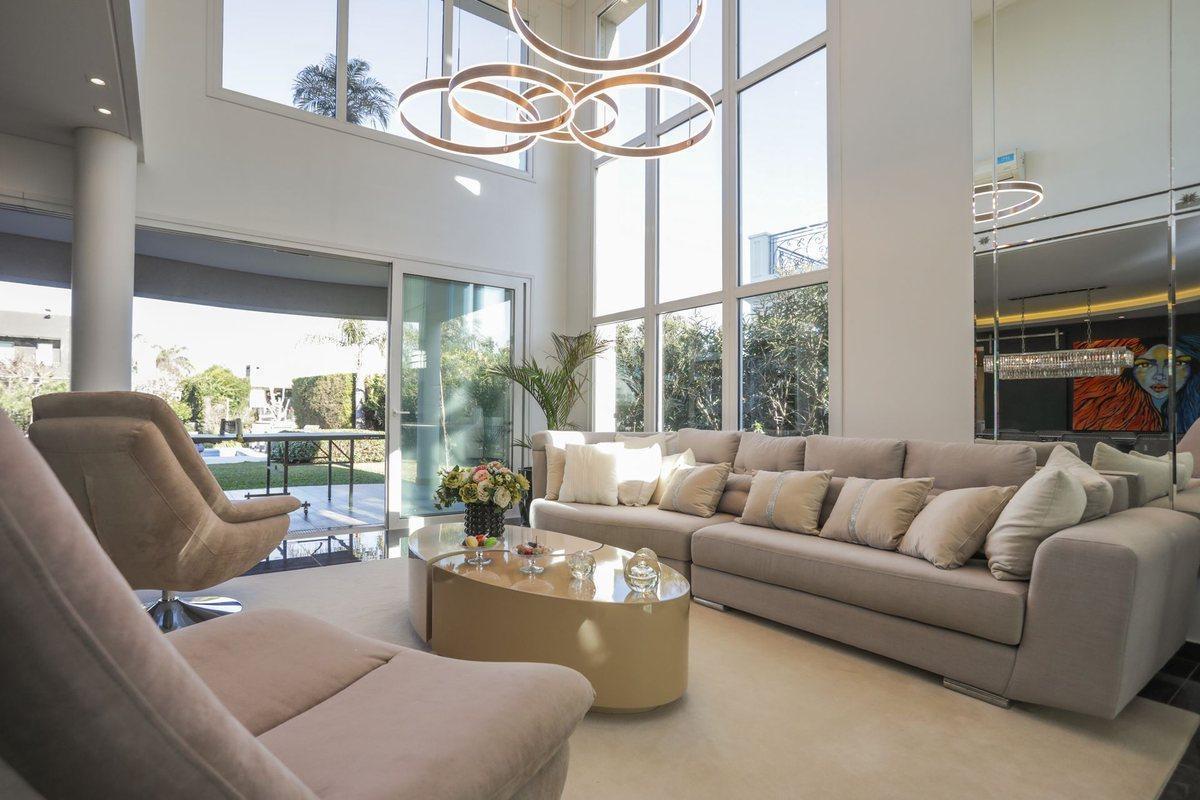 VENTA CASA 5 AMBIENTES NUEVO QUILMES