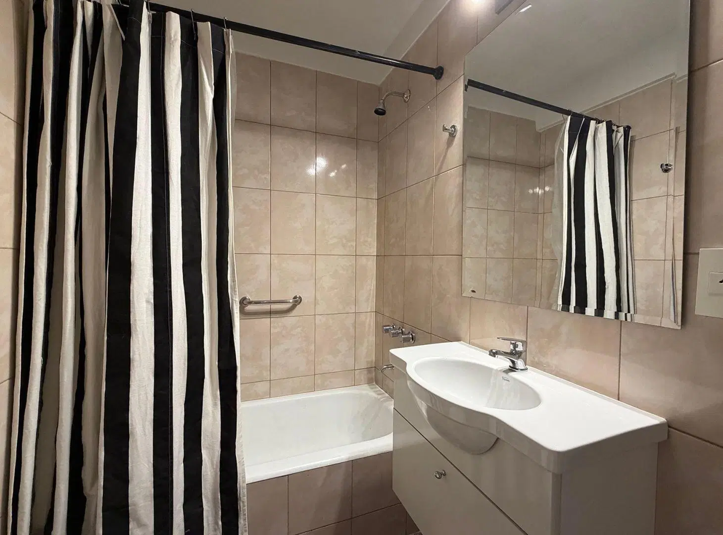 VENTA Monoamb. refacc. apto crédito - Recoleta 5
