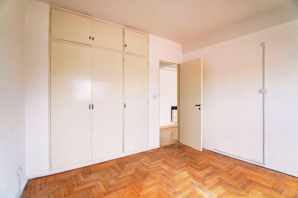 VENTA Depto 2 amb con balcón y cochera - Floresta 2