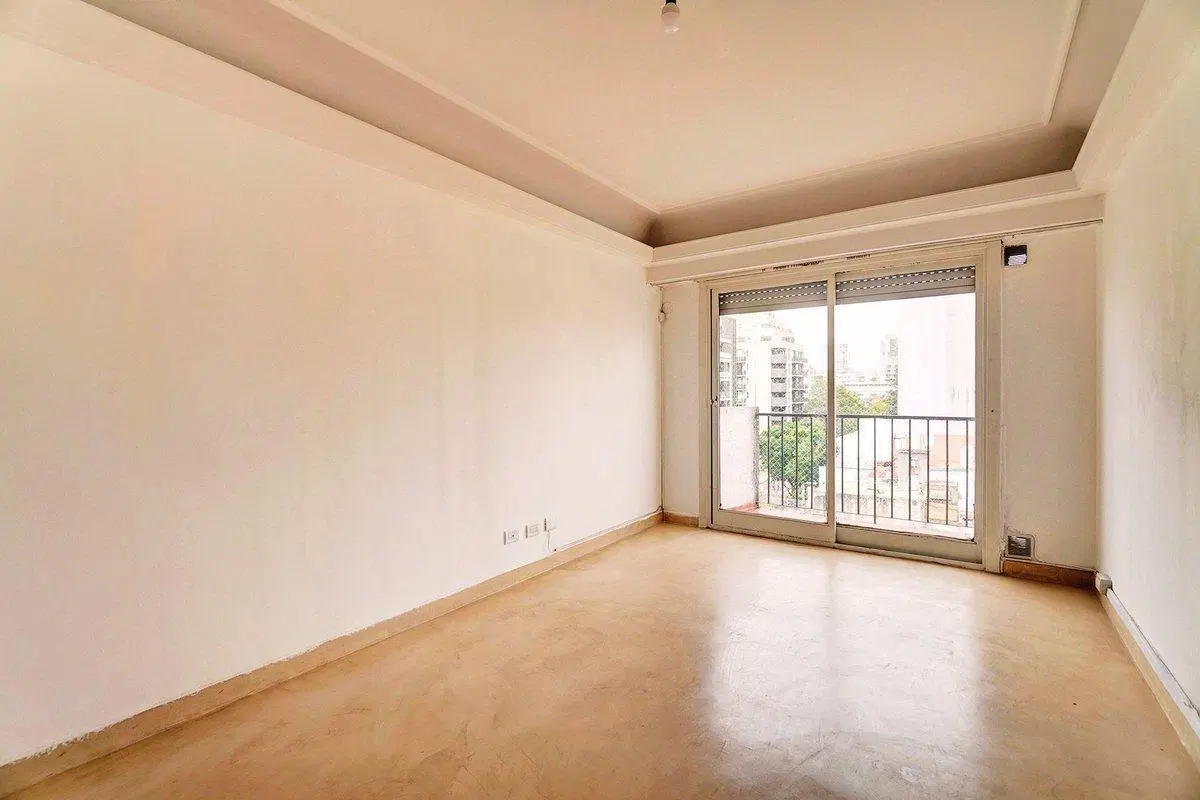 VENTA Depto 2 amb con balcón y cochera - Floresta 5