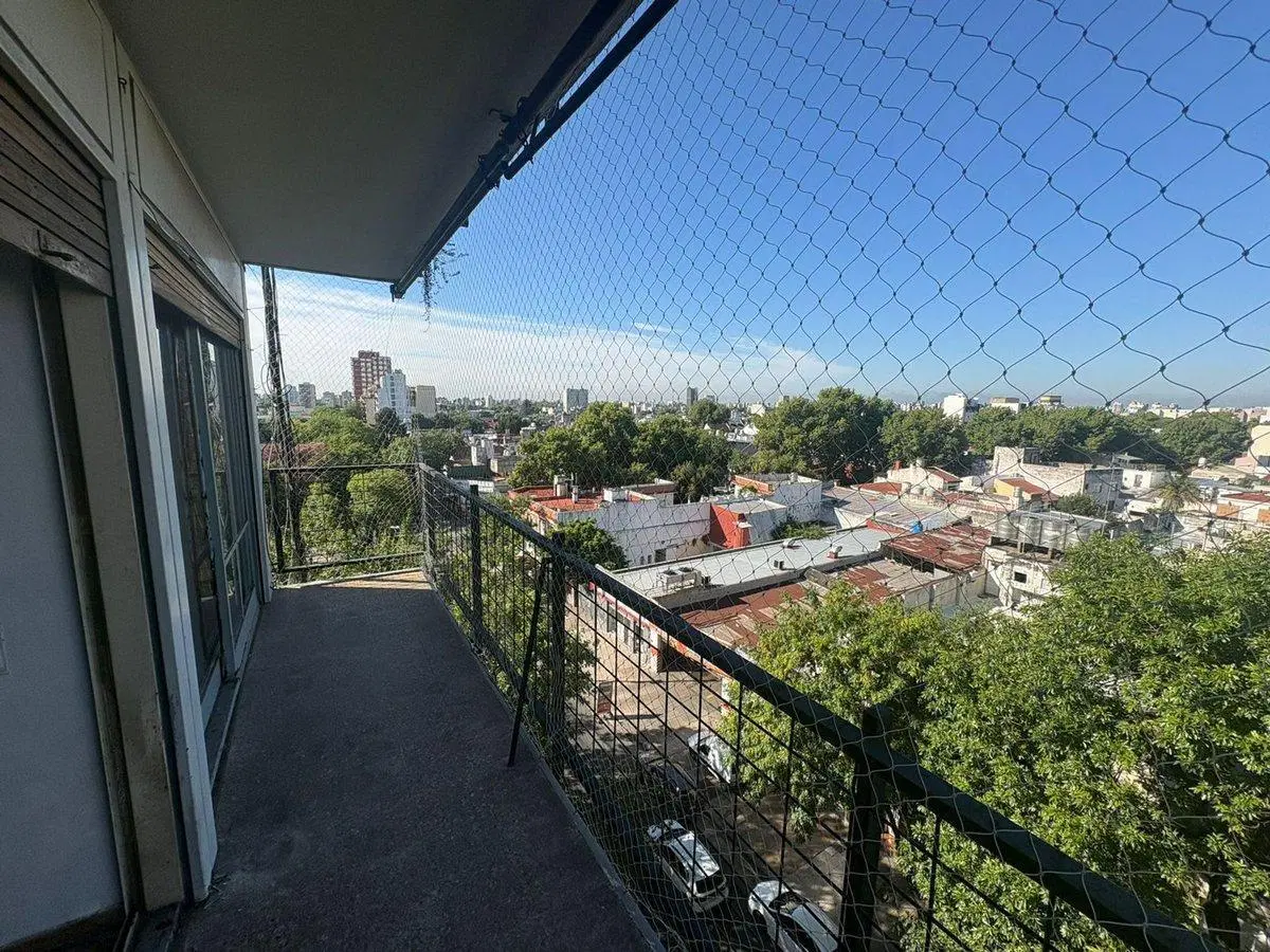 VENTA  4 AMB CON COCHERA-MONTE CASTRO-APTO CREDITO 3