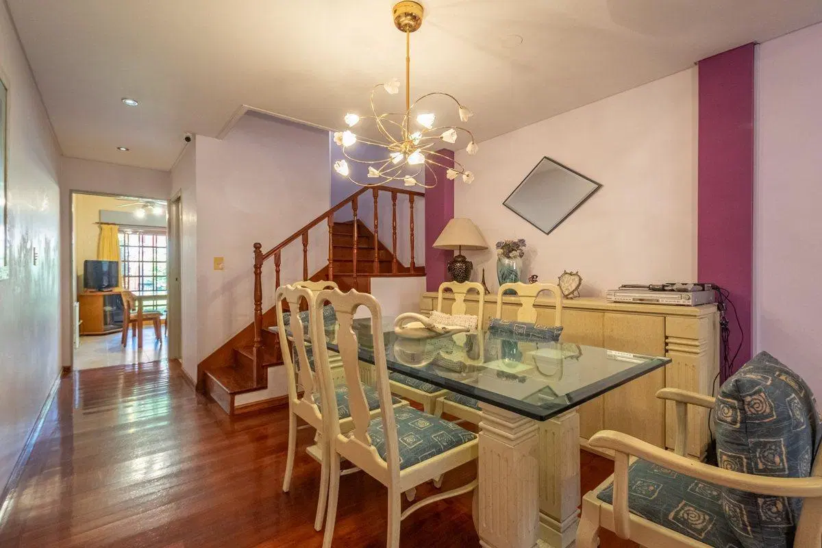 Venta casa triplex 5amb 2cocheras - Villa Urquiza 5