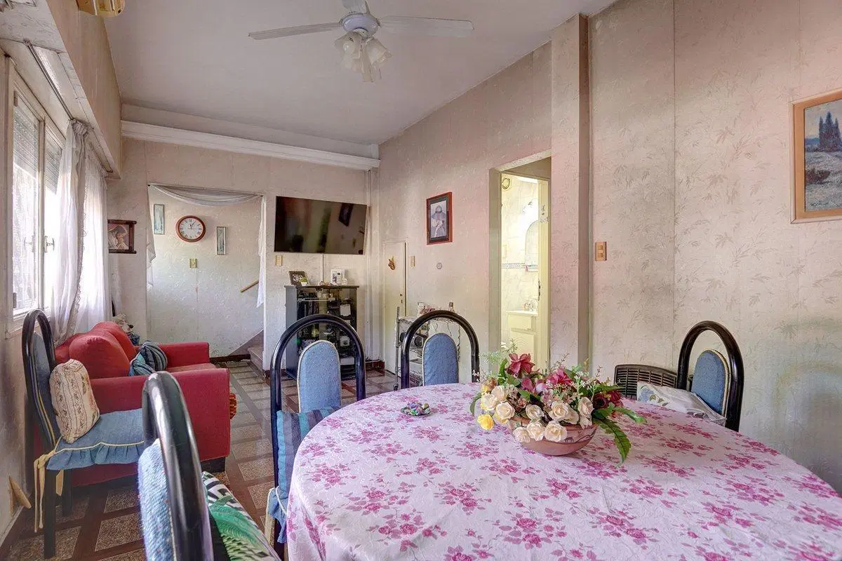 VENTA PH/CASA 4 AMB SIN EXPENSAS  P.CHACABUCO 5