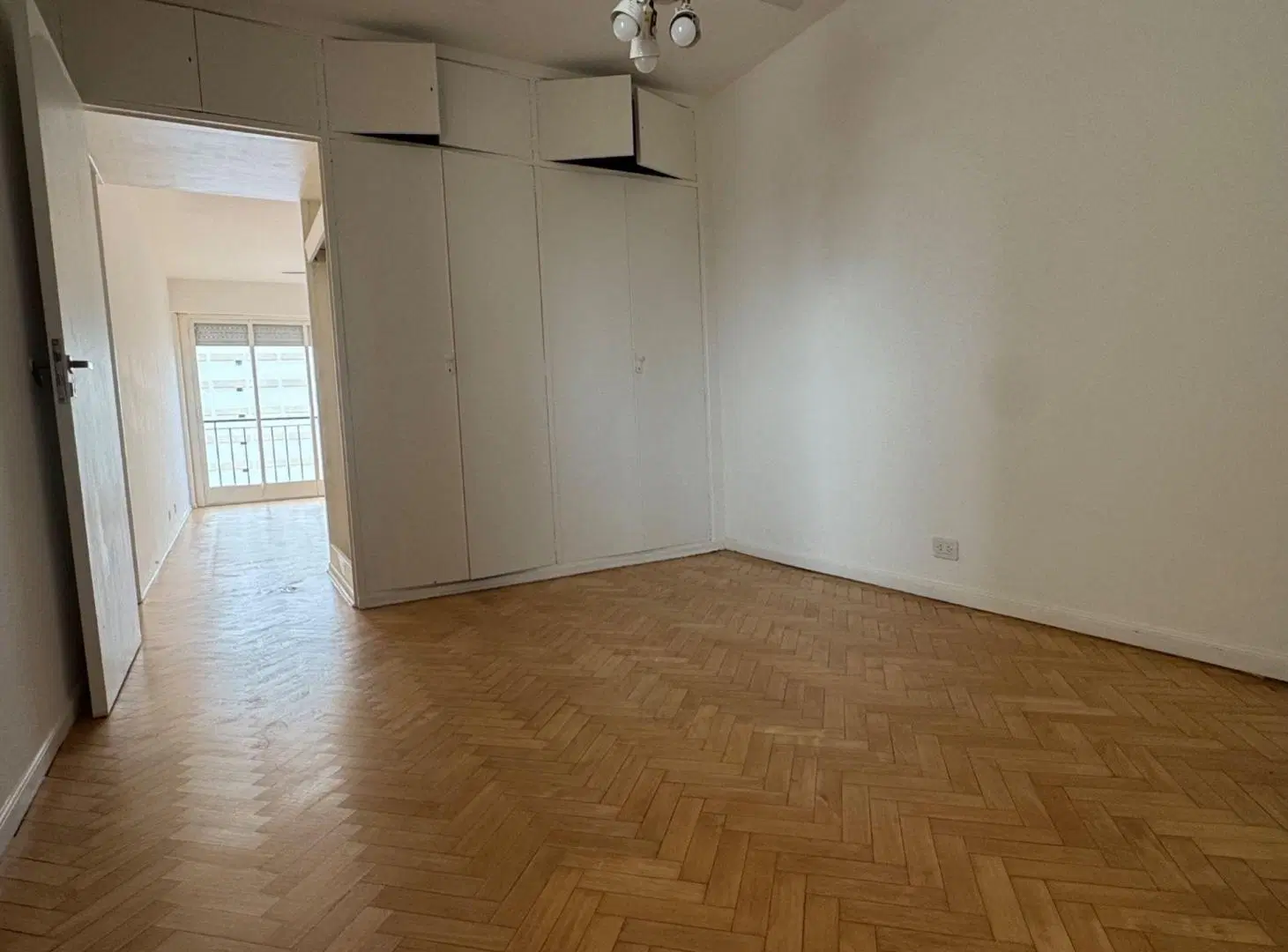 VENTA DEPARTAMENTO 2 AMBIENTES FLORESTA 5