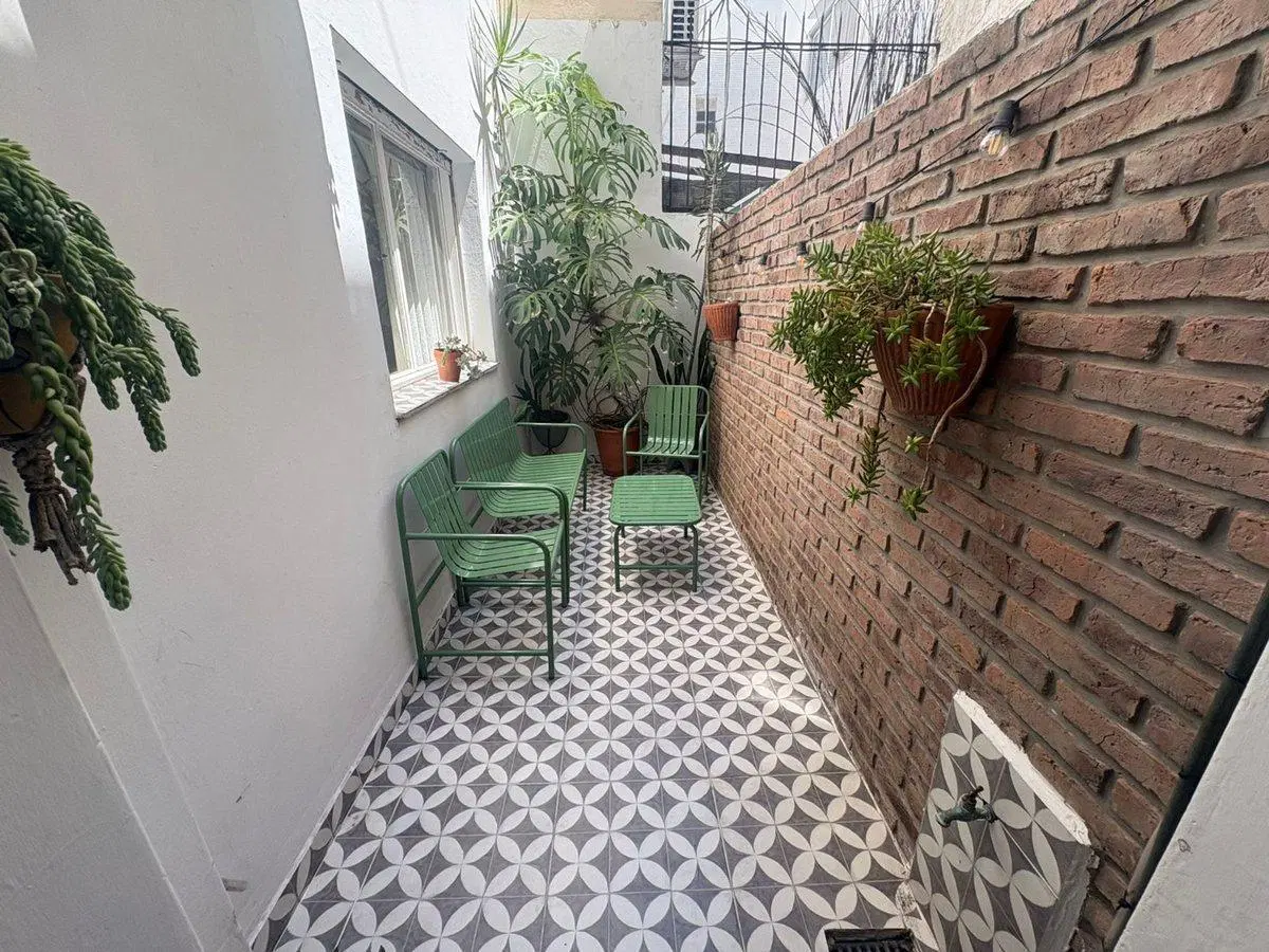 VENTA DEPTO PLANTA BAJA 3 AMBIENTES EN OLIVOS 4