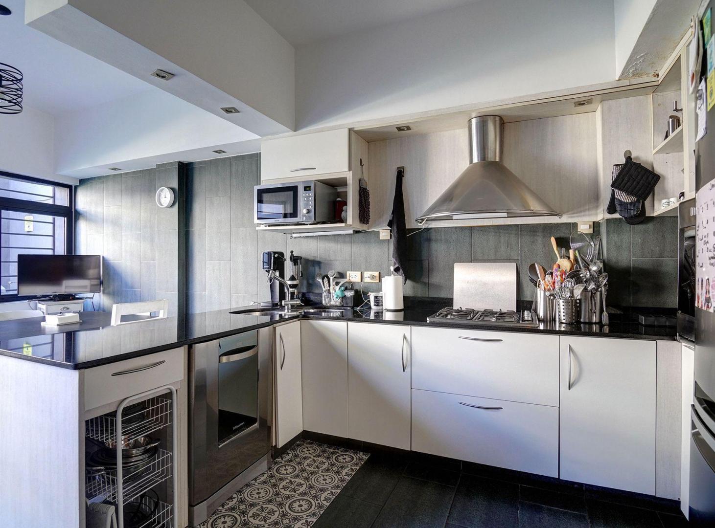 Foto de VENTA CASA LOTE PROPIO VILLA DEL PARQUE, imagen 5