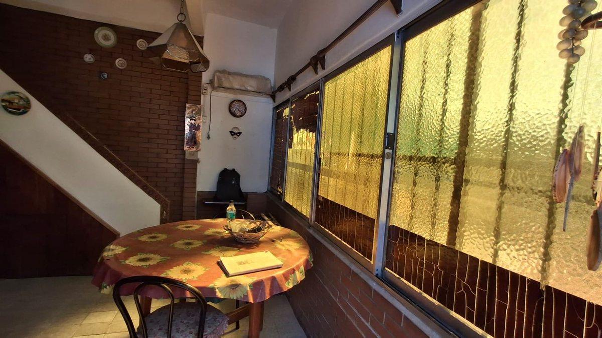 Foto de VENTA PH 3 AMB c/dependencia TERRAZA ,L D MIRADOR, imagen 2