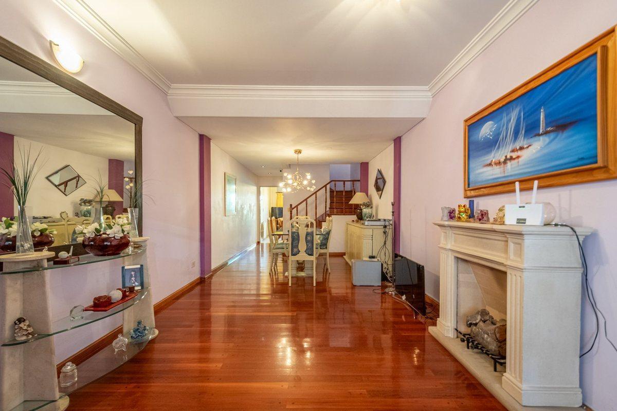 Foto de Venta casa triplex 5amb 2cocheras - Villa Urquiza, imagen 3