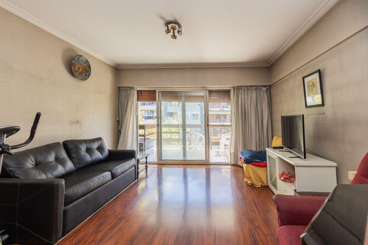 Foto de VENTA DEPARTAMENTO 4 AMBIENTES FLORES CON COCHERA, imagen 1