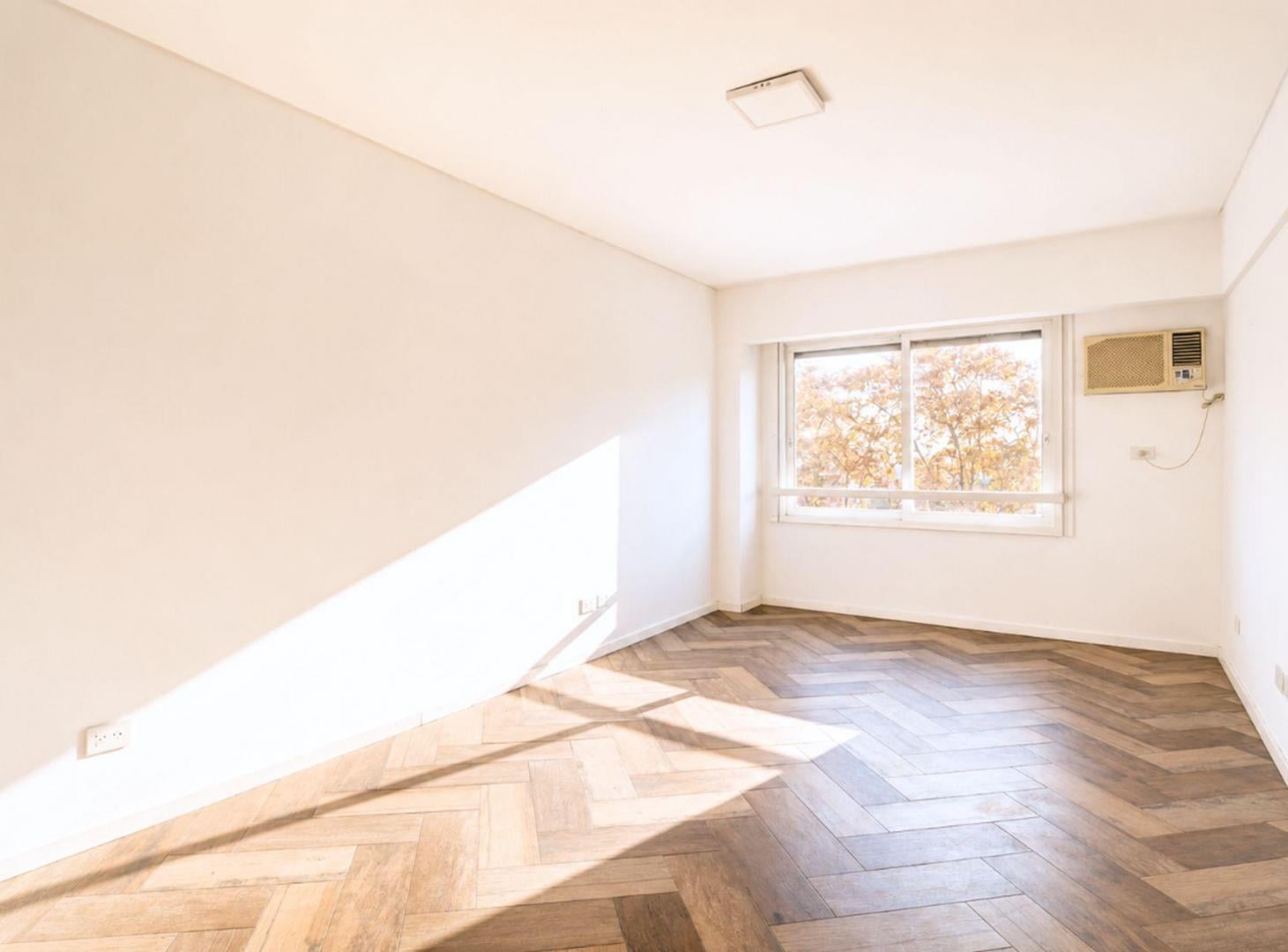 Foto de VENTA Departamento monoambiente Recoleta frente, imagen 5