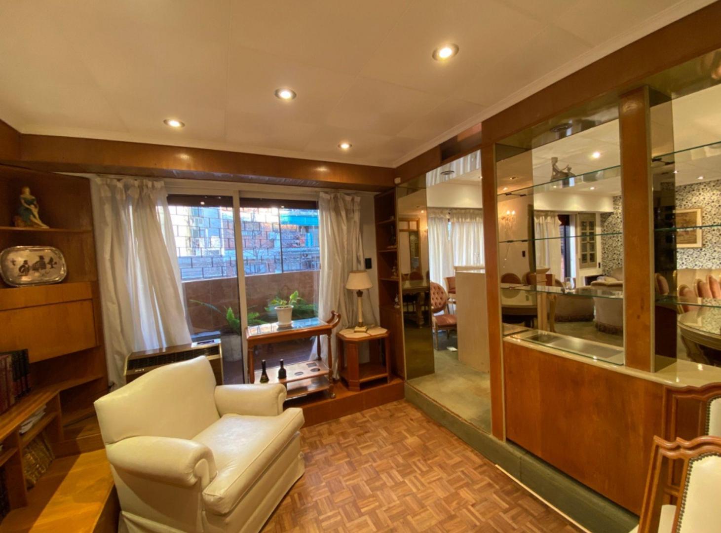 Foto de VENTA DEPTO PISO 5 AMB COCHERA CABALLITO, imagen 1