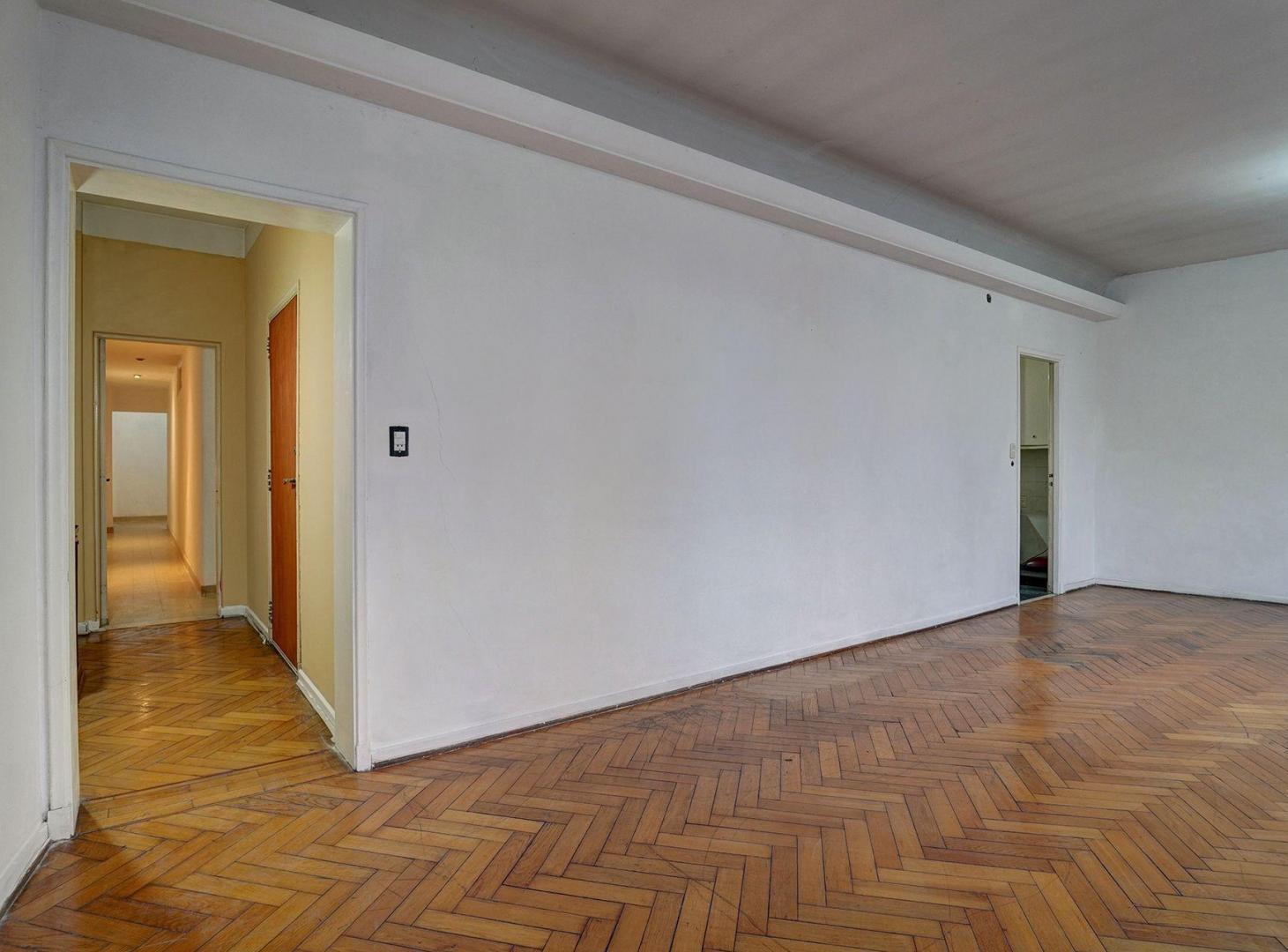 Foto de SE VENDE DEPARTAMENTO 4 AMB C/DEP - SAN CRISTOBAL, imagen 2